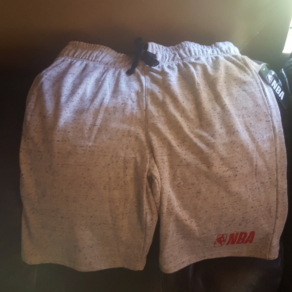 Nwt NBA warm up shorts